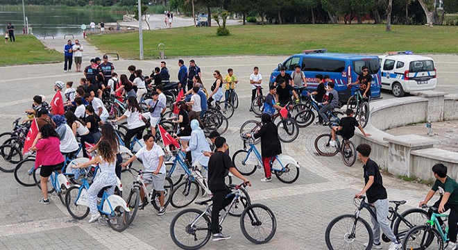 Gençlik Haftası'nda Antalya'da pedal çevirdiler