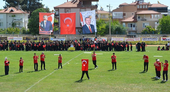 Korkuteli'nde Gençlik ve Spor Bayramı kutlandı