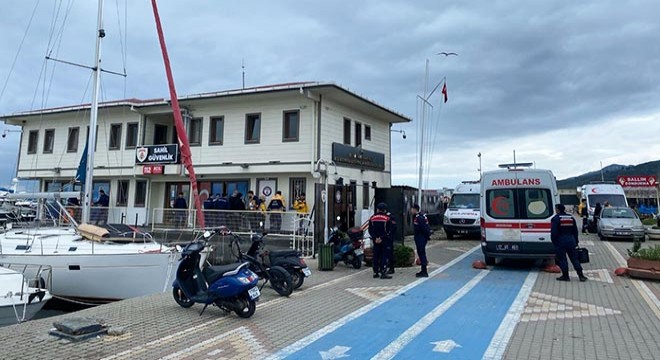 Göçmen botu battı; 5 ölü