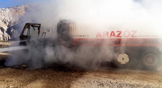 Gölet çalışmasında kullanılan arazöz yandı