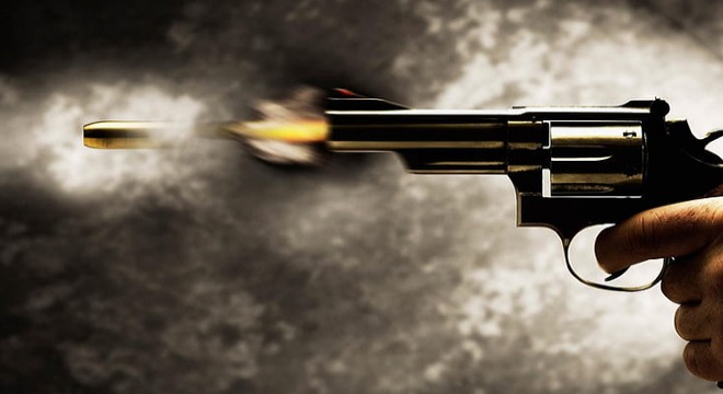 Gündüz vakti dehşet: Emlak ofisine kurşun yağmuru