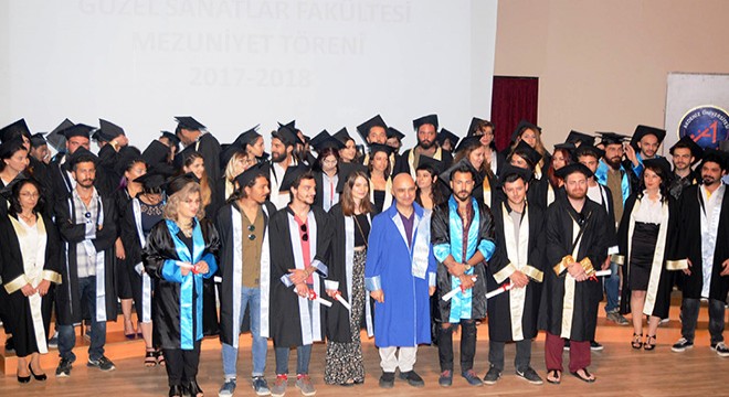 Güzel Sanatlar'da mezuniyet heyecanı