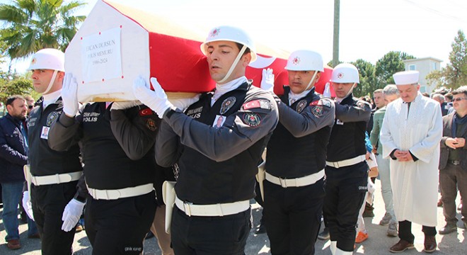 Hayatını kaybeden polis memuru son yolculuğuna uğurlandı
