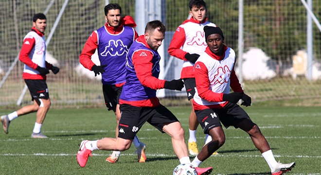 Hedef 46'ncı Süper Lig maçında Gençlerbirliği'ni yenmek