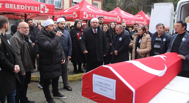 Helikopter kazasında ölen pilot, son yolculuğuna uğurlanıyor