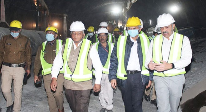 Hindistan’daki tünel kazasında kurtarma çalışmaları 6'ncı gününde