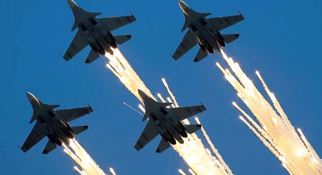 Hindistan jetlerini Çin'e karşı konuşlandırdı