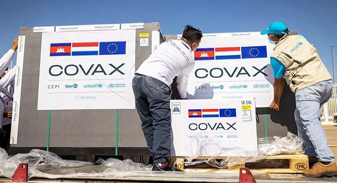 Hollanda, 27 milyon Moderna Kovid-19 aşısı bağışladı