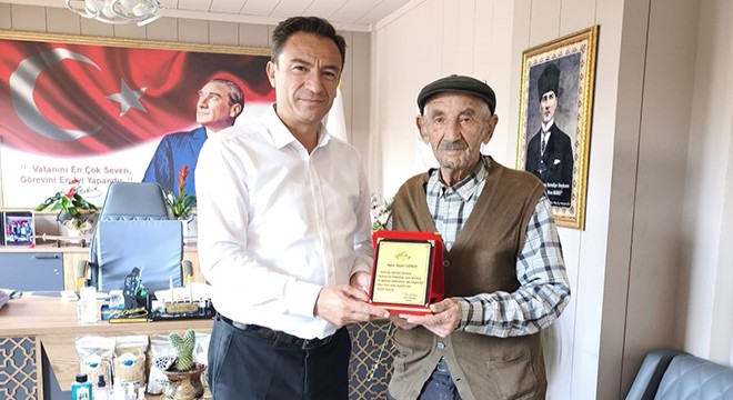 Huzurevi yapımı için arazisini bağışladı