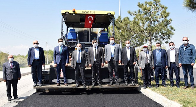 İGM Başkanı Çoban asfalt çalışmalarını inceledi