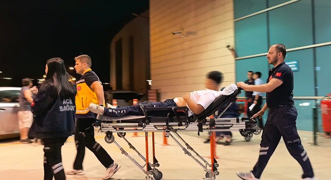 İki arkadaşın bıçaklı kavgası: 2 yaralı