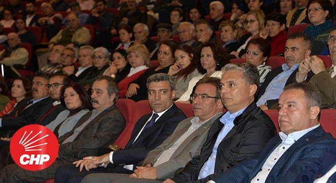 İki genel başkan yardımcısı Antalya'da konuştu