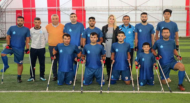 İlçe Protokolü, ASAT Ampute Futbol Takımı'yla karşılaştı