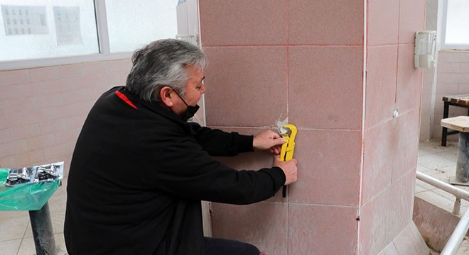 İmamdan musluk hırsızlarına 'Allah akıl, fikir, hidayet nasip etsin' mesajı