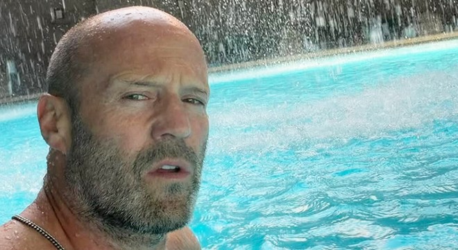 İngiliz oyuncu Antalya'da tatil yapıyor