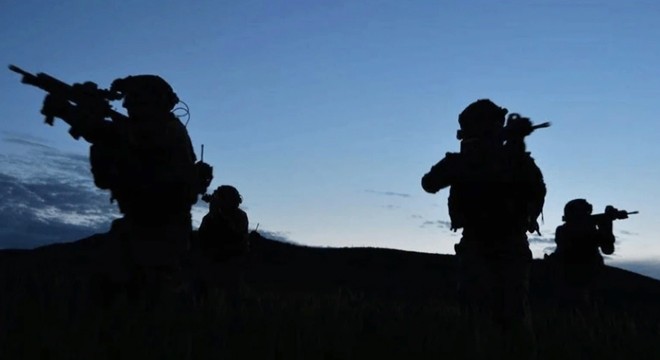 Irak'ın kuzeyinde 11 terörist etkisiz hale getirildi