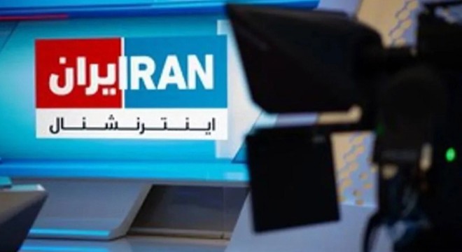 İranlı gazeteci evinin önünde bıçaklandı