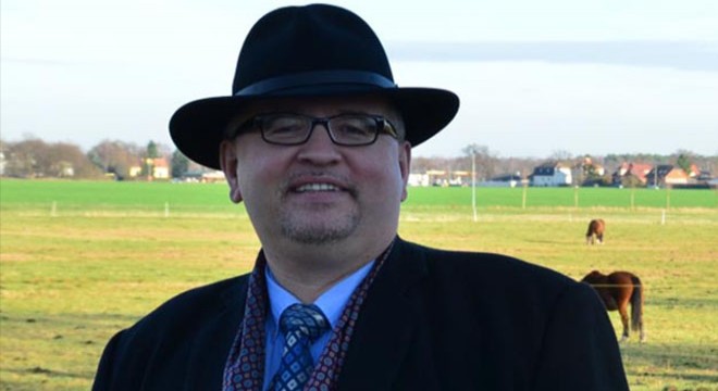 İslam karşıtıydı Müslüman oldu