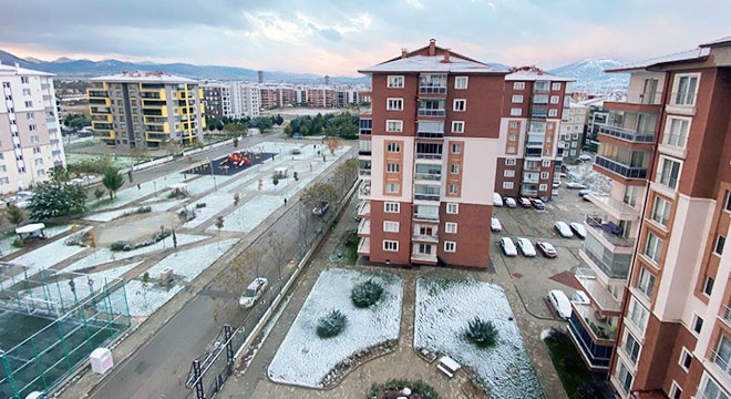 Isparta beyaza büründü