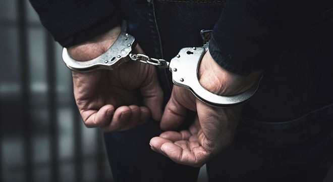 Isparta'da FETÖ operasyonuna 5 tutuklama