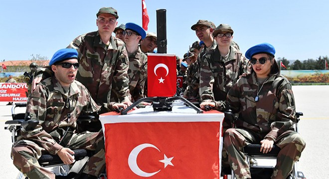 Isparta'da engellilere temsili askerlik