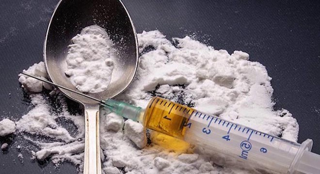 Isparta'da kaçakçılık ve uyuşturucu operasyonları