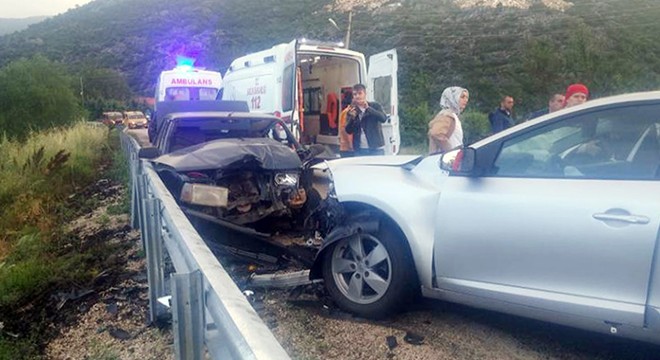 Isparta'da kaza: 2 yaralı