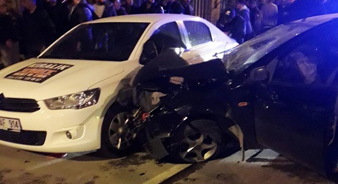 Isparta'da kaza: 6 yaralı