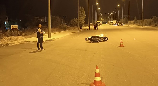 Isparta'da motosikletler çarpıştı; 2 ölü, 1 yaralı