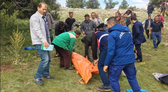 Isparta'da yıldırım düştü; ağaç altındaki çoban öldü