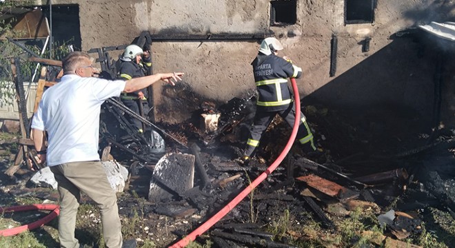 Isparta itfaiyesi 6 ayda 490 olaya müdahale etti