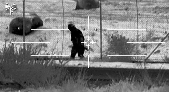 İsrail Gazze Şeridi’ni ve Lübnan sınırını vurdu