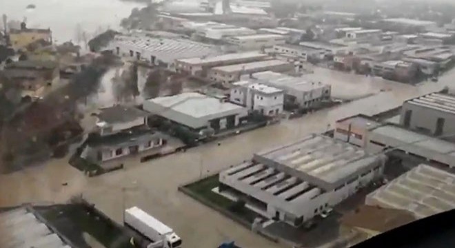 İtalya’nın kuzeyi sele teslim