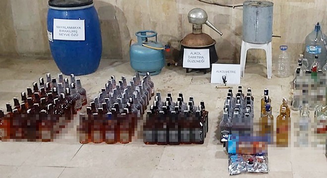 Jandarmadan kaçak içki operasyonu