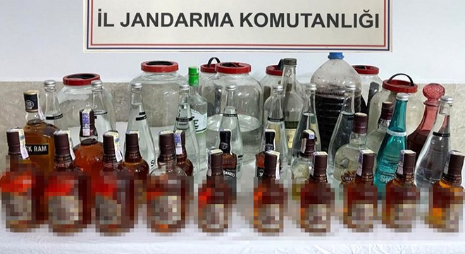 Jandarmadan kaçak içki operasyonu