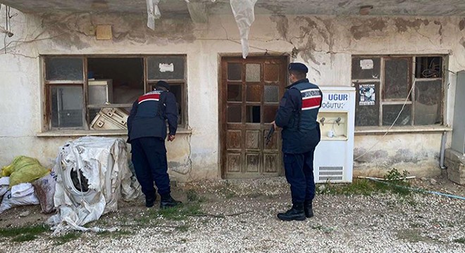 Jandarmadan metruk bina ve okul servisi denetimi