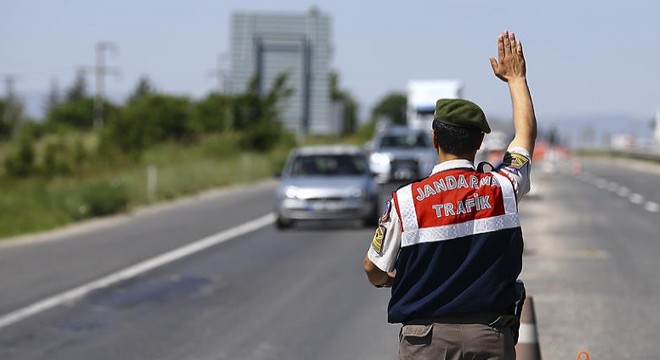Jandarmadan trafik denetimleri