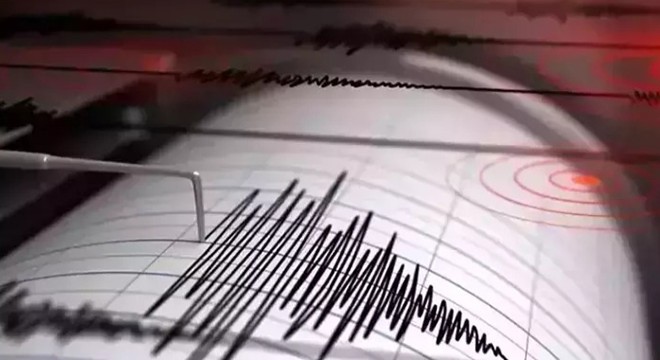 Japonya'da 6.9 büyüklüğünde deprem