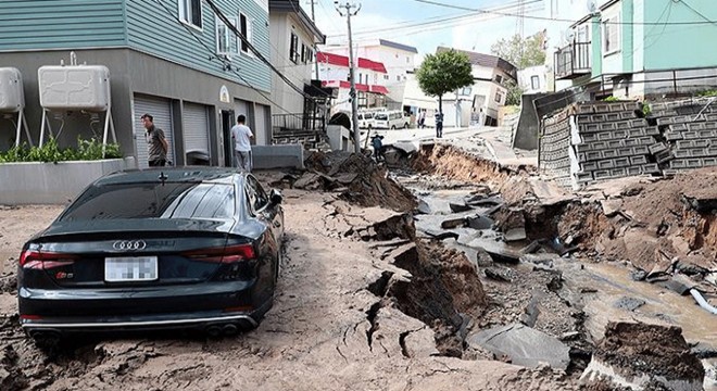 Japonya'daki depremlerde can kaybı artıyor