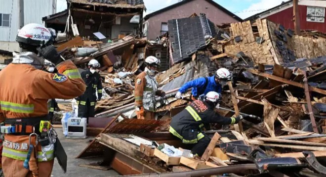 Japonya'daki depremlerde ölü sayısı 241'e yükseldi