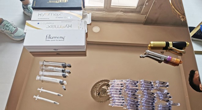 Kapısı açılmayan güzellik merkezine çilingirle girdiler
