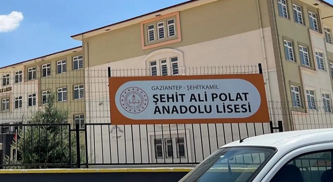 Karne günü kan aktı: Lise öğrencisinin durumu ağır