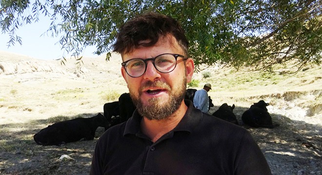 Kayıp danasının bulunması için jandarmaya başvurdu