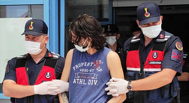 Kazaya karışan araçtan uyuşturucu çıktı