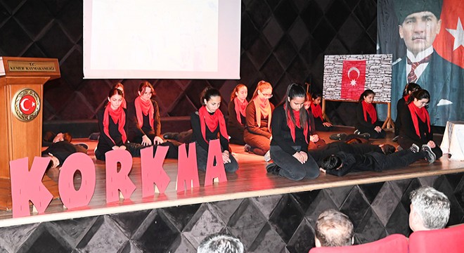 Kemer'de İstiklal Marşı'nın kabulü törenle kutlandı