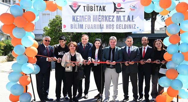 Kemer'de TÜBİTAK 4006 Bilim Fuarı