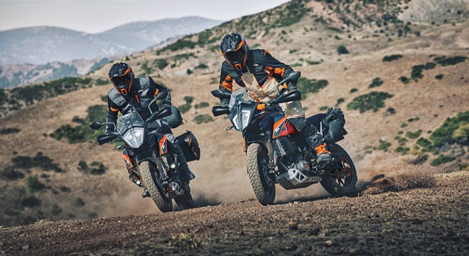 Kemer'de macera motosikleti etkinliği
