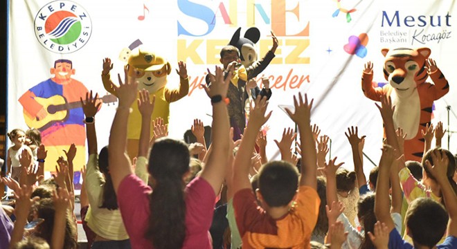 Antalya'da 'Sahne Kepez' ile sanat ve eğlenceye devam
