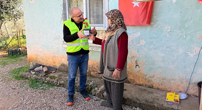Kepez'den şehit ve gazi evlerinde bayram temizliği