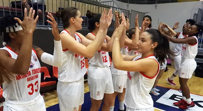 Kepez’in süper kızları rakip oldu